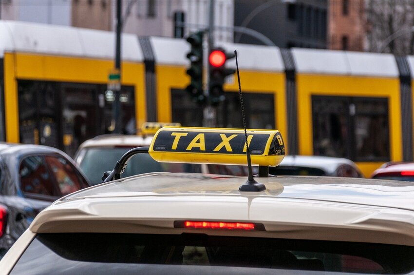 Jeździsz taksówką? To musisz wiedzieć o ubezpieczeniu