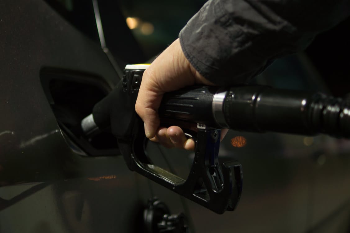 Benzyna do diesla - pomyłka przy tankowaniu - skutki, objawy, postępowanie